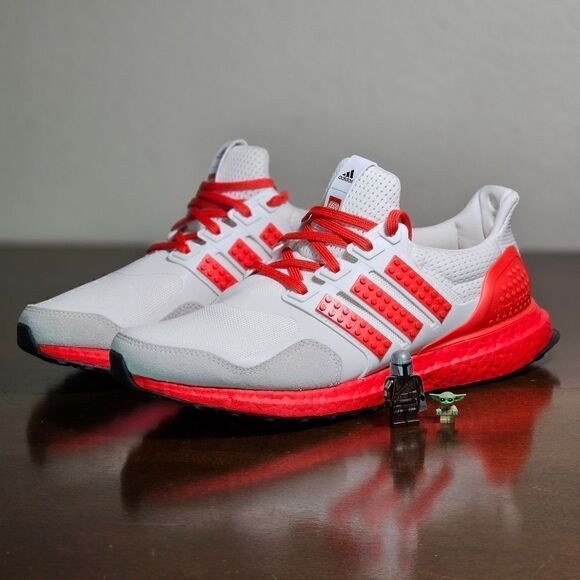 Adidas Ultraboost Lego Shoes Red White DNA Running H67955 Primeknit Size 9.5 New - Picture 9 of 17